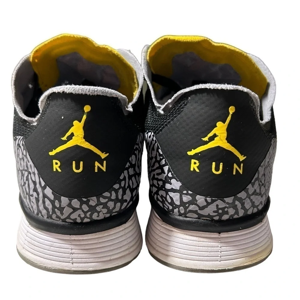 Nike Jordan 88 Racer Varsity Black Gray Maize Mens Run Gym AV1200-007 Size 8.5 - Picture 3 of 9